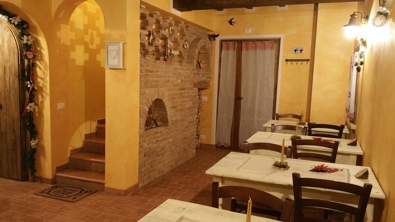 La Casa Delle Rondini Bed & Breakfast Roncoferraro Luaran gambar