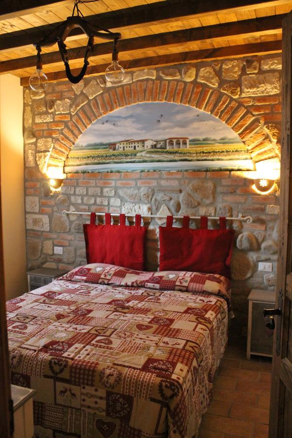La Casa Delle Rondini Bed & Breakfast Roncoferraro Luaran gambar
