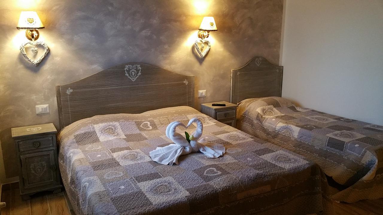 La Casa Delle Rondini Bed & Breakfast Roncoferraro Luaran gambar