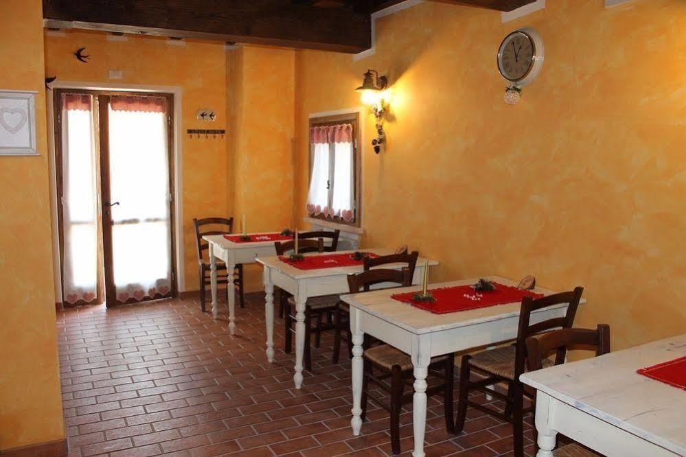 La Casa Delle Rondini Bed & Breakfast Roncoferraro Luaran gambar